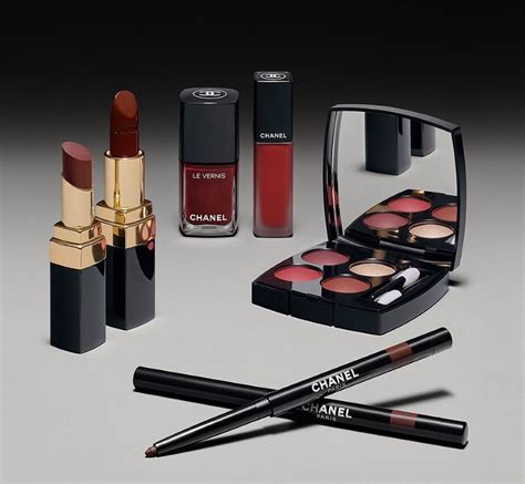 collezione trucco chanel autunno inverno 19 20|Chanel trucco Autunno Inverno 2020 .